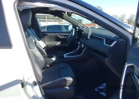 2020 Toyota Rav4 Hybrid Xse из США, поврежденный, VIN 2T3EWRFV1LW047355